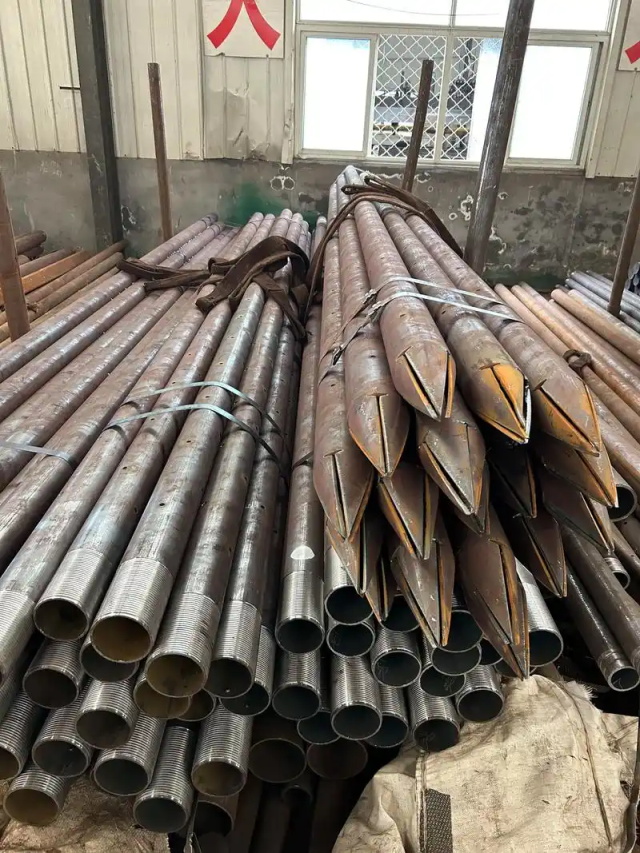 新建锚杆注浆管